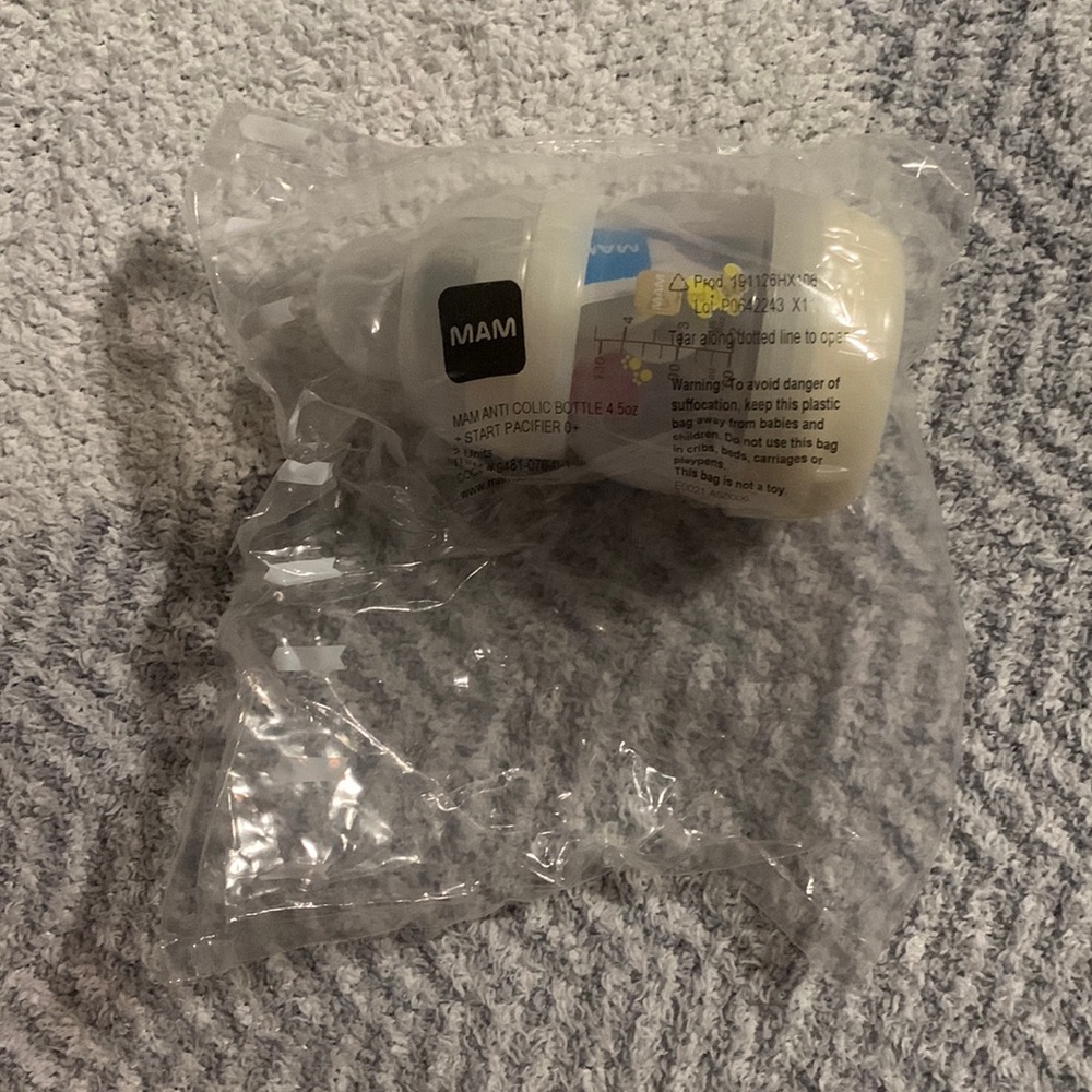 NWT MAM Sample Bottle